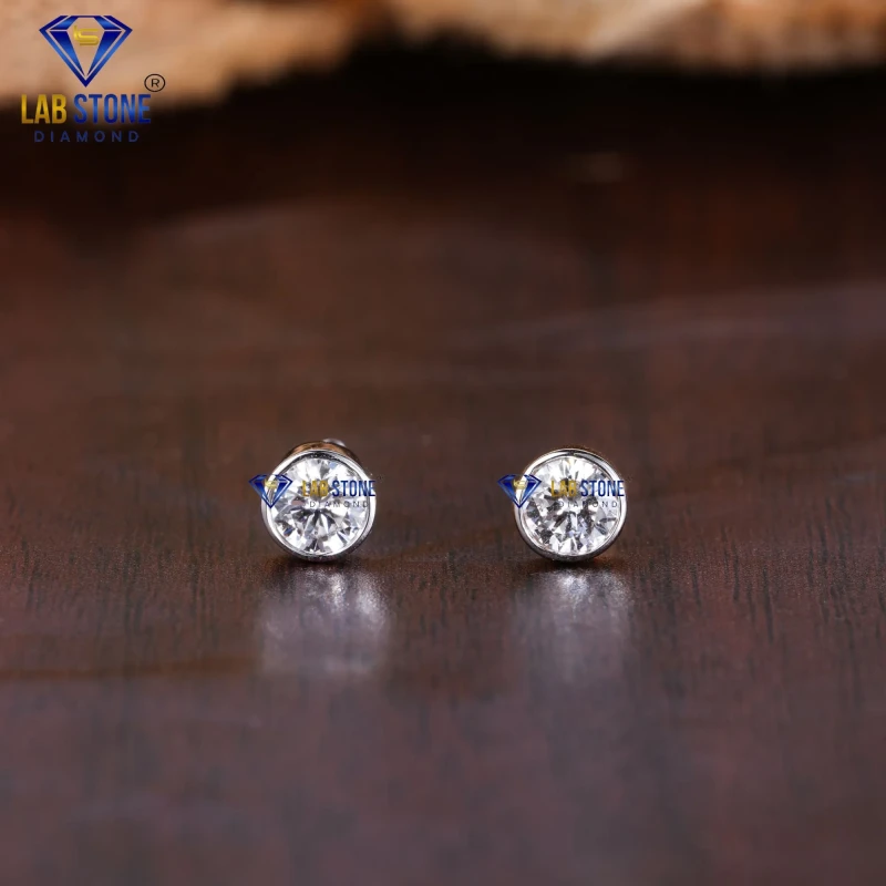 0.32+ Carat Round Cut Diamond White/Yellow Gold Earring by Labstone / Stud Earring / EF color VS clarity