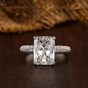 6.21+ Carat Radiant And Round Brilliant Cut Diamond Ring, Engagement Ring, Wedding Ring, E Color, VVS2-VS2 Clarity