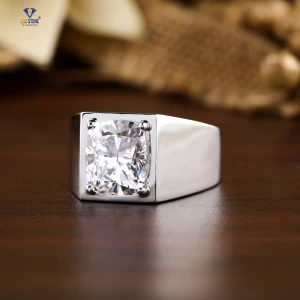 4.50+ Carat Cushion Brilliant Cut Diamond Ring,Man's Ring, Engagement Ring, Wedding Ring, E Color, VVS2-VS2 Clarity